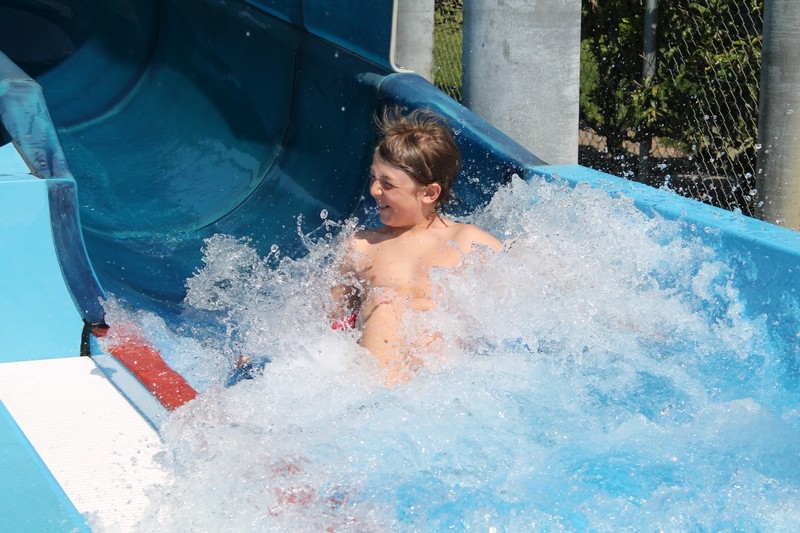 Village Camps International Summer Camp Leysin, Switzerland 2025-08-09 https://www.villagecamps.com/journals_admin/images/682-1-pool day (7).jpg